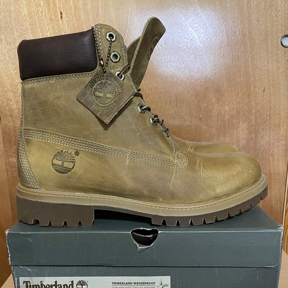 TIMBERLAND 6” BOOTS